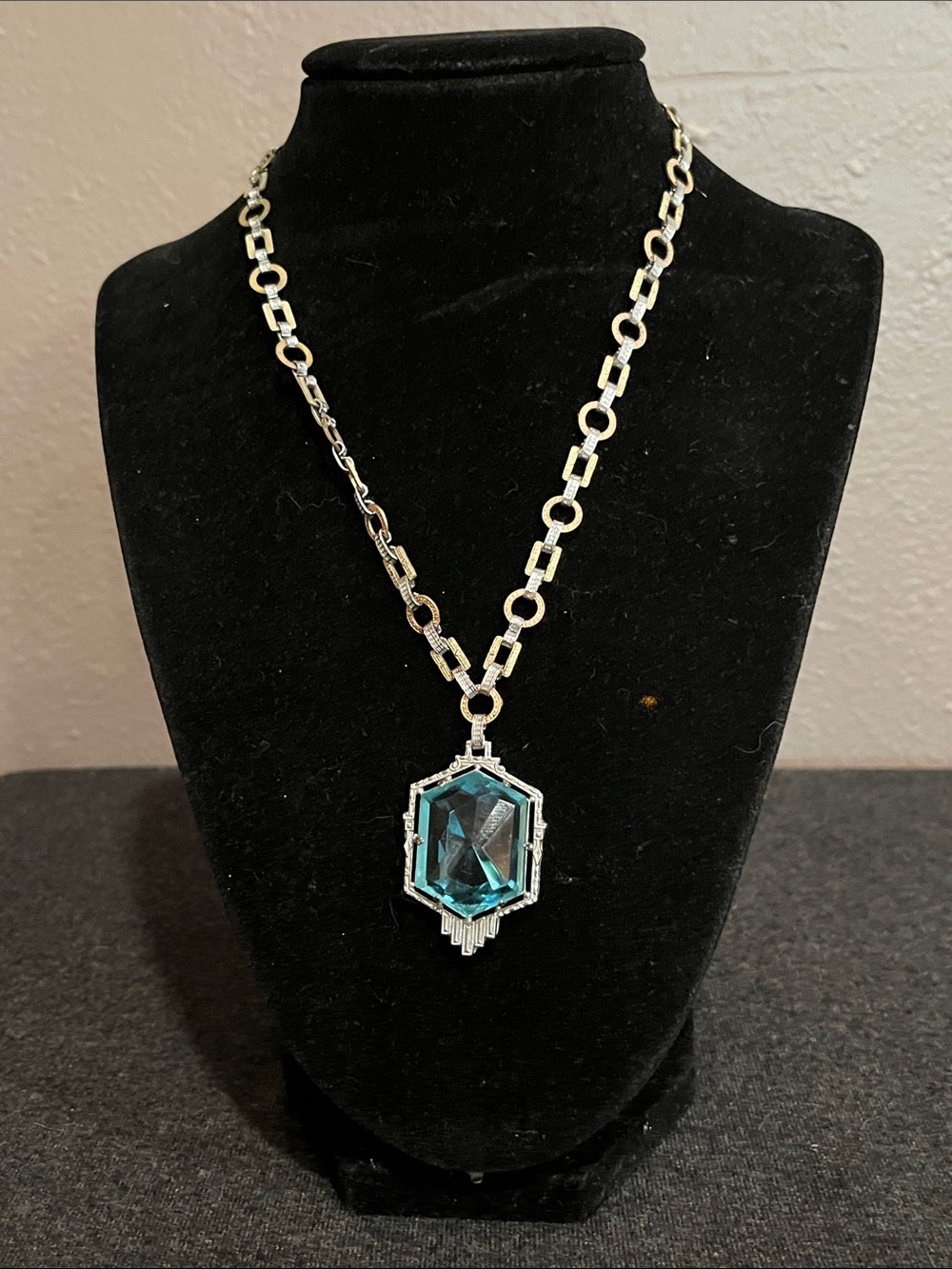 Vintage Hexagon Blue Crystal Pendant Necklace on Silver/Gold-Tone Chain